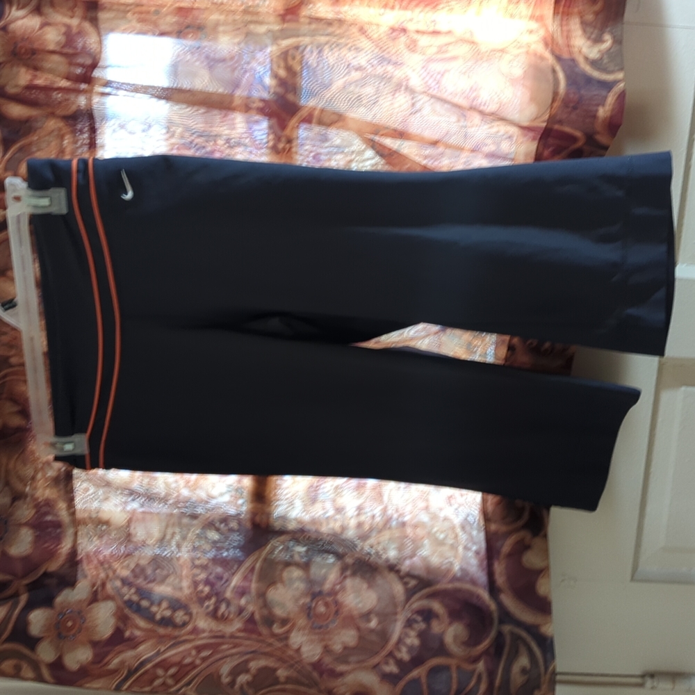 Nike flair capris women's dark purple and orange size medium
